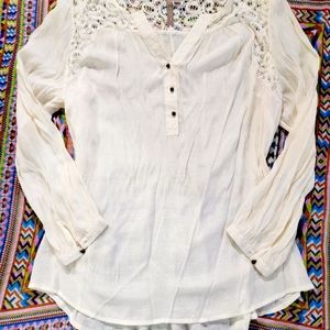 Brina & Em boho lacey top